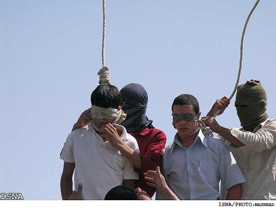 Two gay teenagers being hanged in Iran